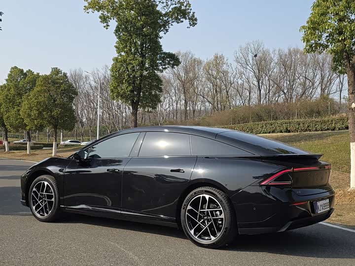 Фото 5 - XPeng F57