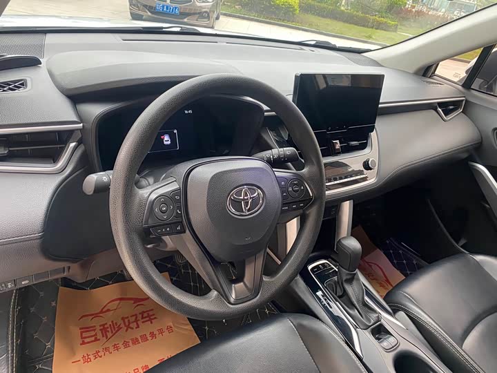 Фото 5 - Toyota Corolla Cross