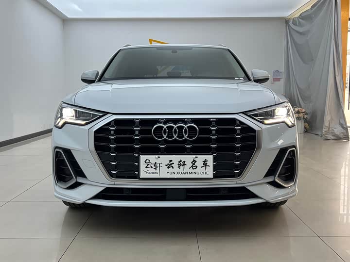 Фото 2 - Audi Q3