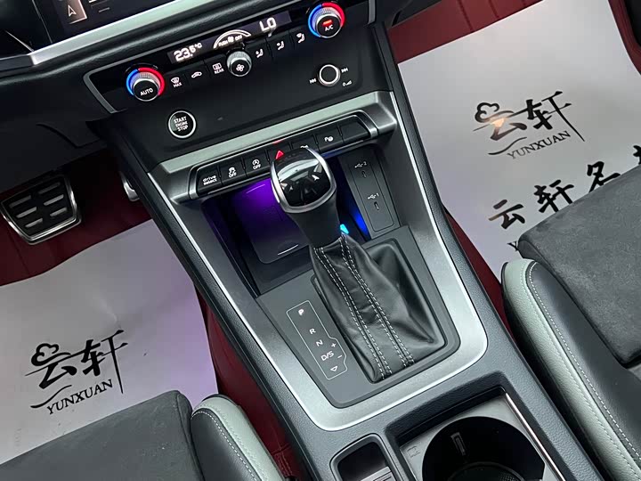 Фото 8 - Audi Q3