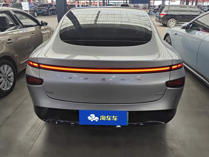 Фото 4 - XPeng P7