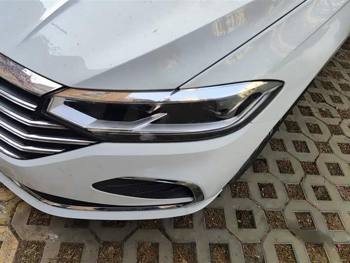 Фото 5 - Volkswagen Lavida