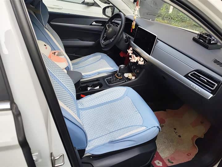 Фото 8 - Volkswagen Lavida