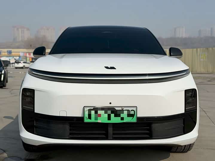 Фото 2 - LiXiang L6