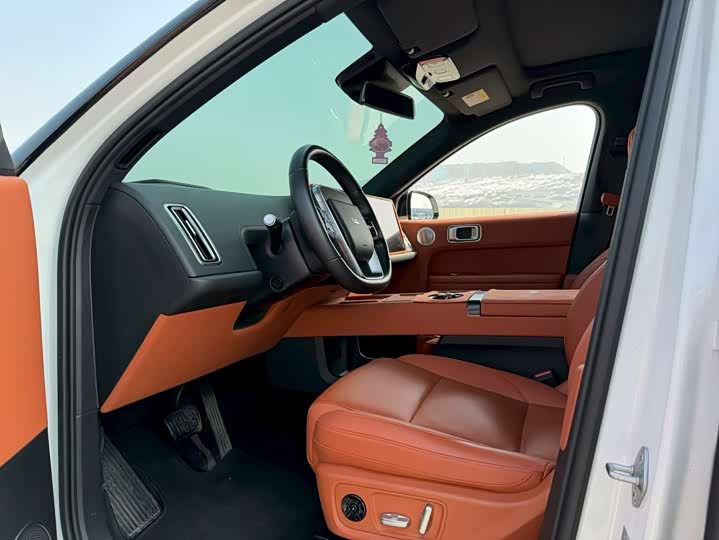 Фото 4 - LiXiang L6