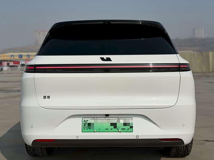 Фото 8 - LiXiang L6