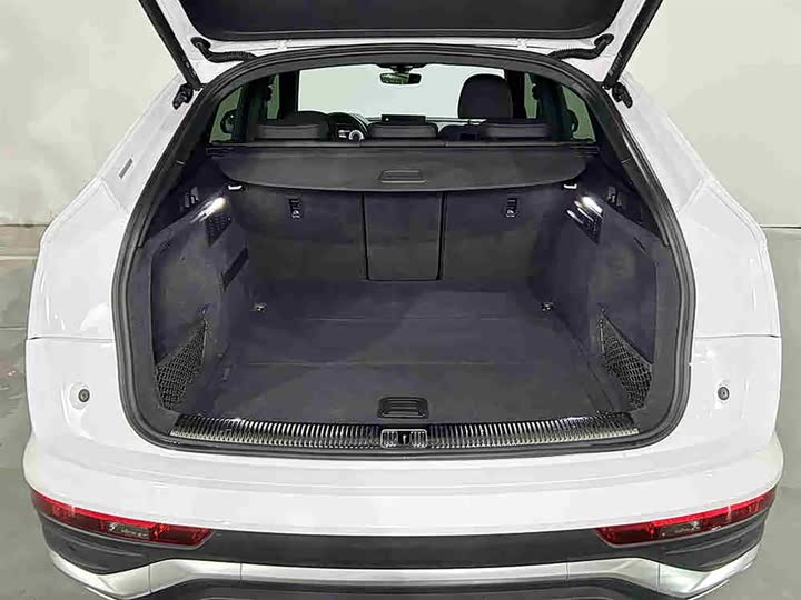 Фото 6 - Audi Q5L Sportback