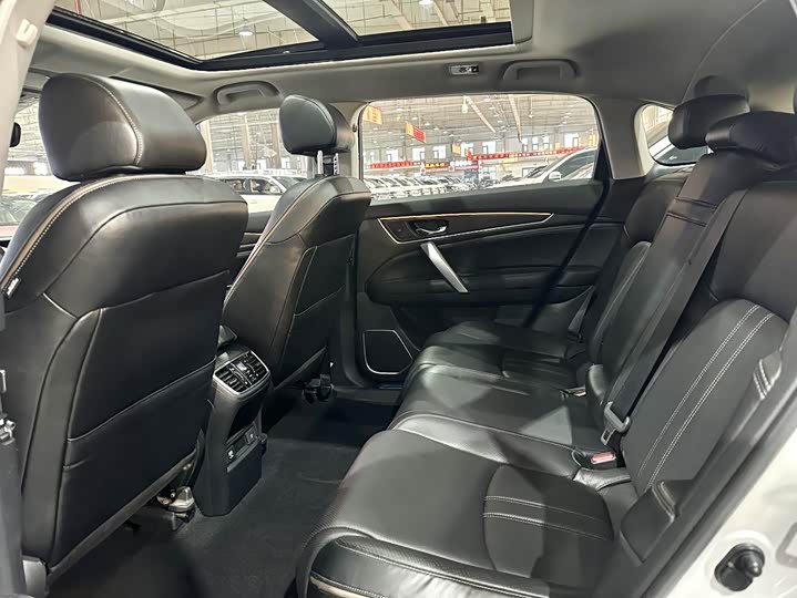 Фото 9 - Honda Avancier