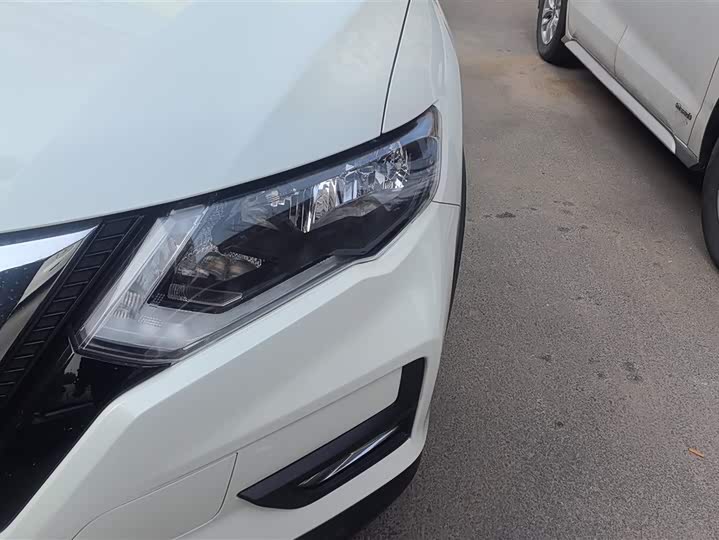 Фото 5 - Nissan X-Trail