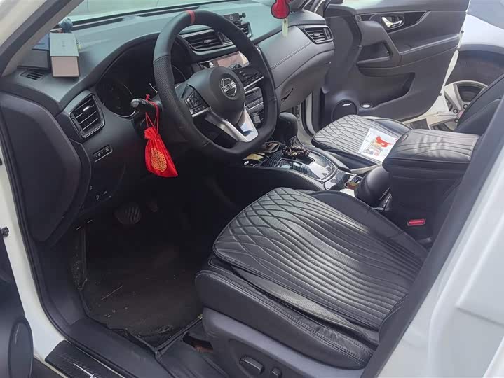 Фото 9 - Nissan X-Trail