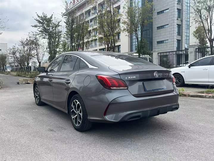 Фото 7 - MG Motor 5