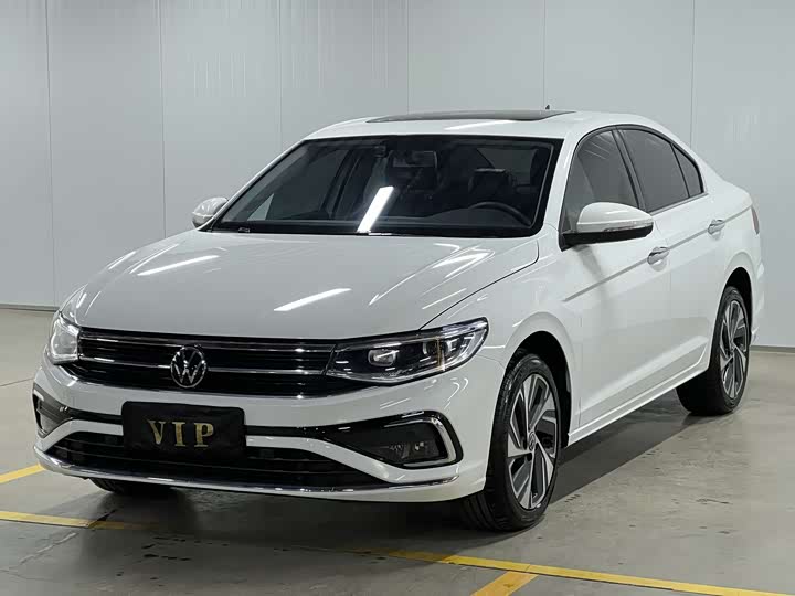 Фото 1 - Volkswagen Bora