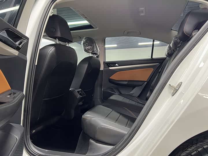 Фото 8 - Volkswagen Bora