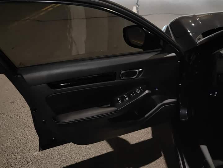 Фото 7 - Honda Civic