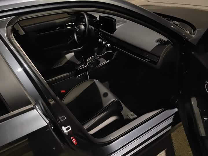 Фото 8 - Honda Civic