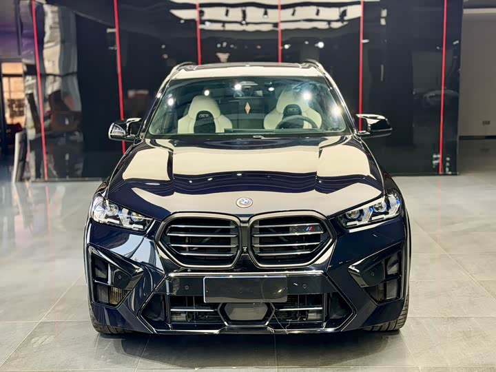 Фото 2 - BMW X5 M