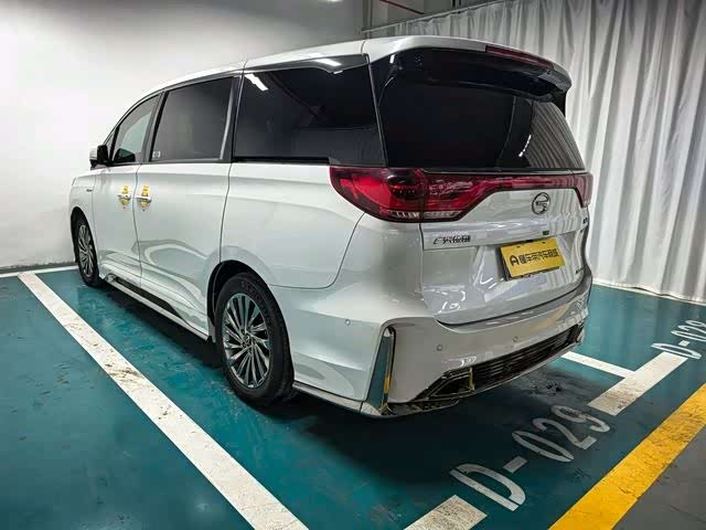 Фото 5 - GAC Trumpchi M8