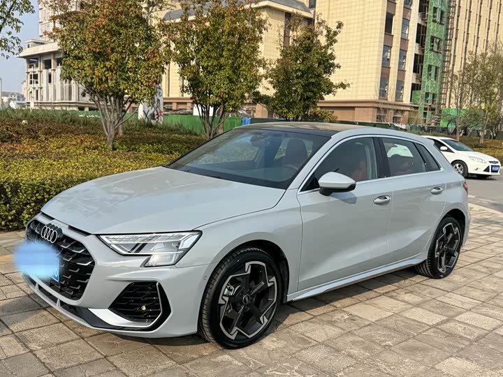 Фото 1 - Audi A3