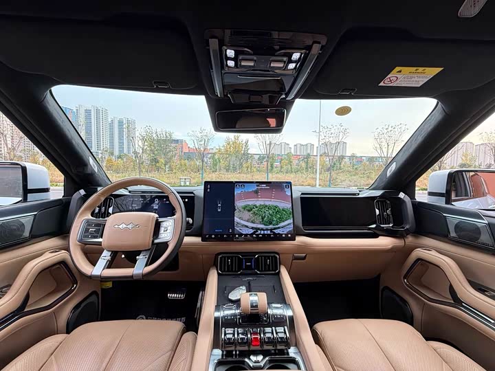 Photo 4 - BYD FangChengBao Leopard 8