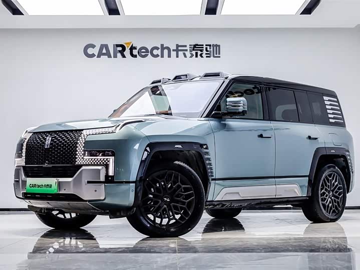 Фото 1 - BYD Yangwang U8