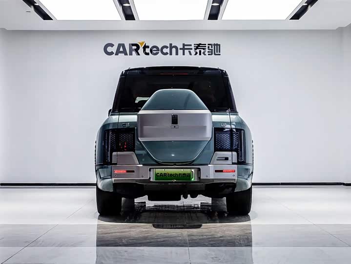 Фото 4 - BYD Yangwang U8