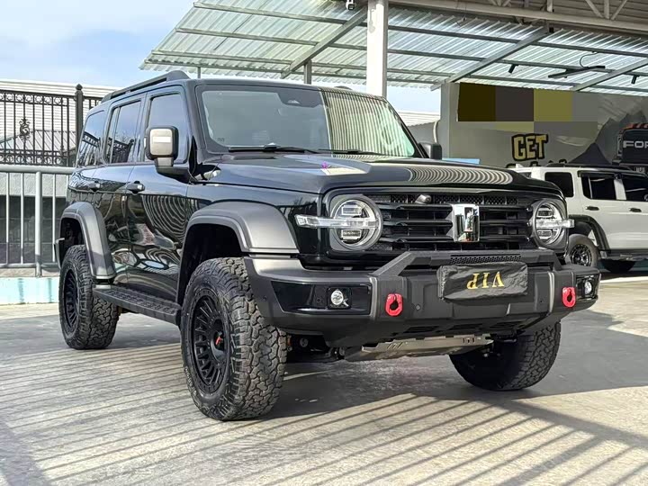 Фото 3 - Tank 300 Hybrid