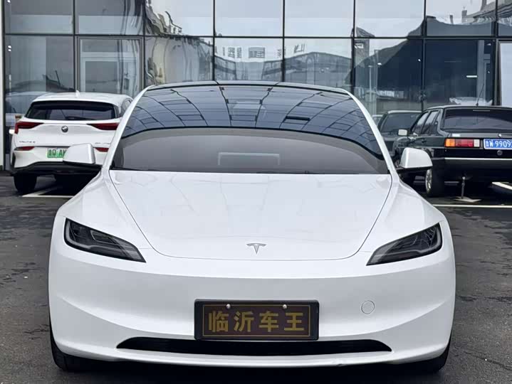 Photo 3 - Tesla Model 3
