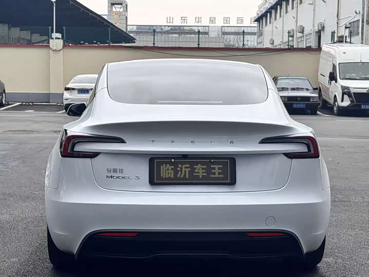 Photo 7 - Tesla Model 3