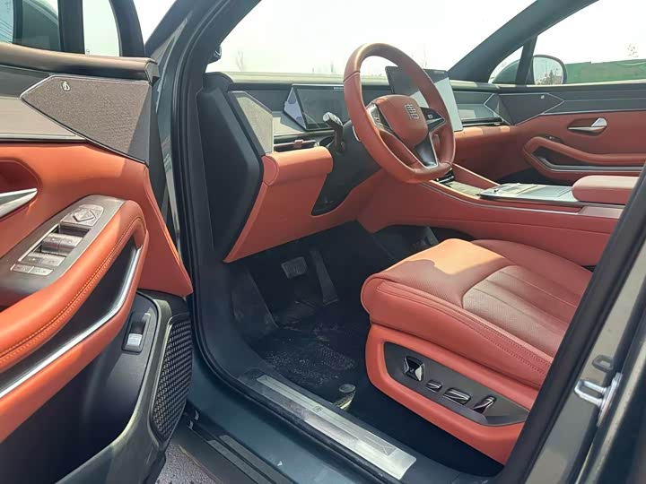 Photo 4 - BYD Tang L