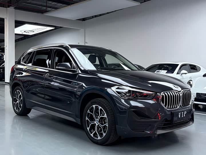 Фото 3 - BMW X1