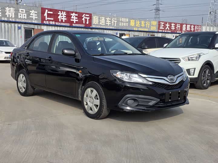 Фото 2 - BYD F3