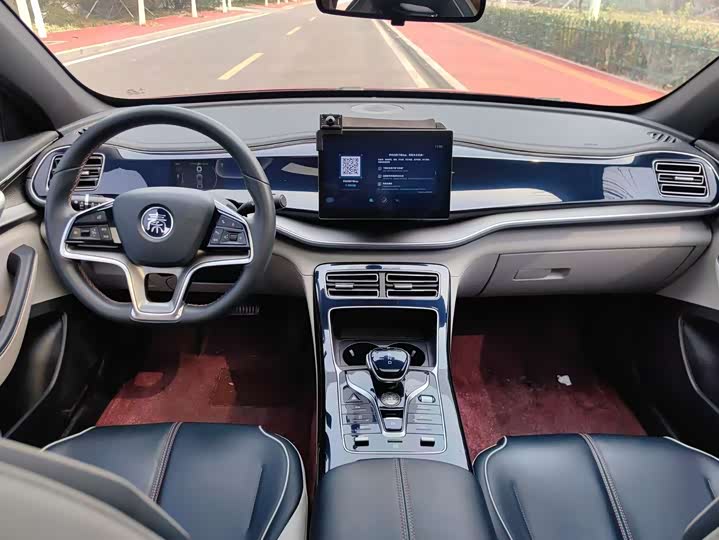 Фото 4 - BYD Qin Plus