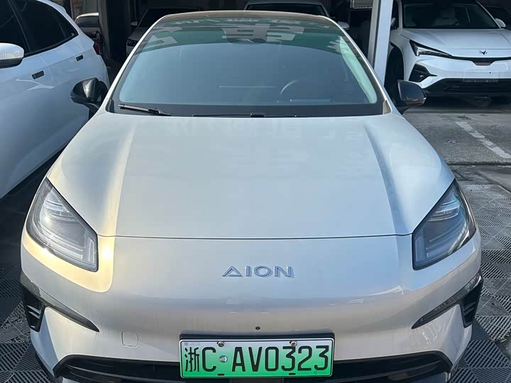 Фото 2 - GAC Aion RT