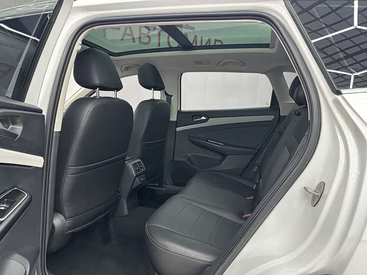 Фото 5 - Jetta VS7