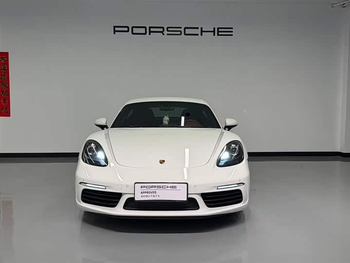 Фото 2 - Porsche 718