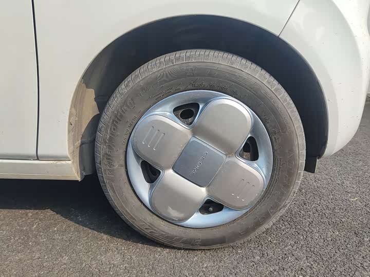 Фото 5 - Geely Galaxy Panda Mini