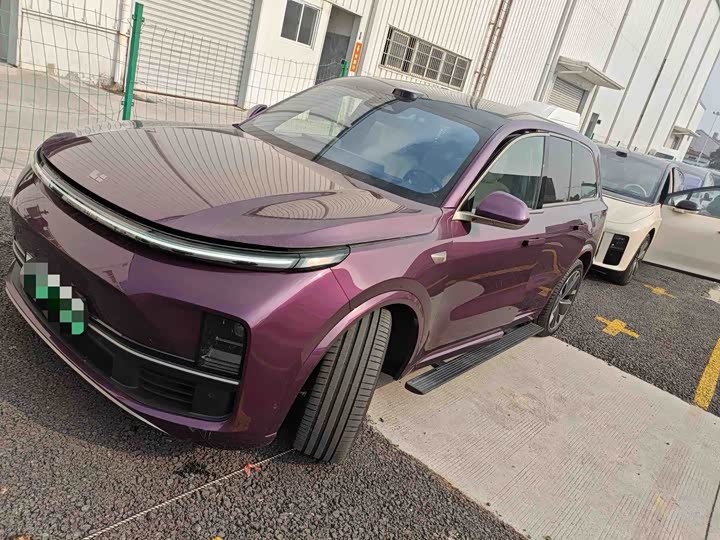 Фото 1 - LiXiang L9