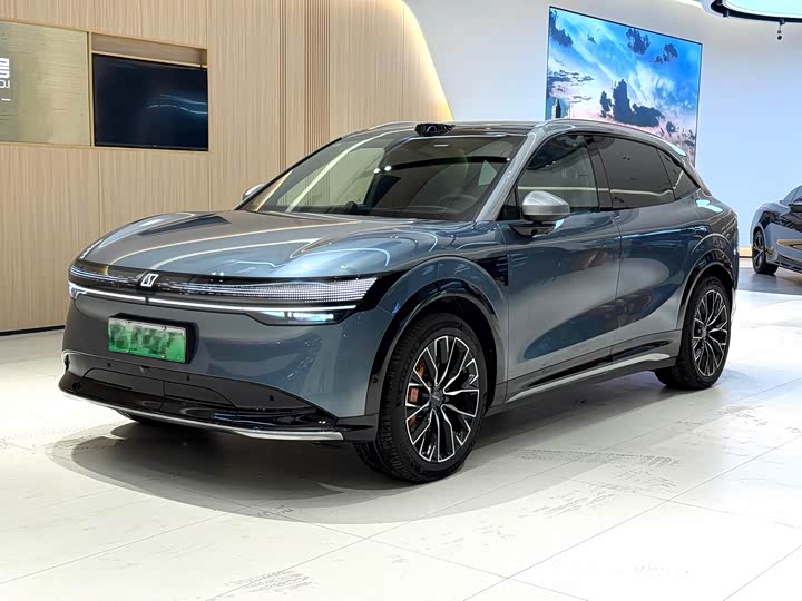 Фото 1 - Zeekr 7X