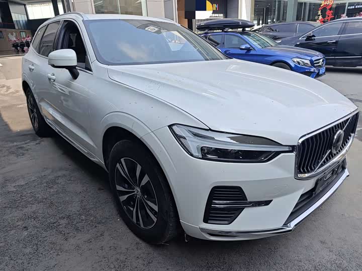 Фото 3 - Volvo XC60