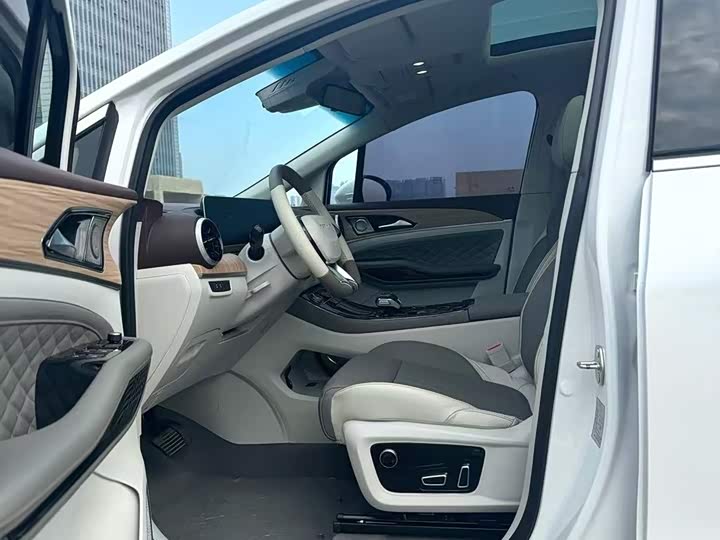 Фото 8 - Dongfeng Forthing Yacht