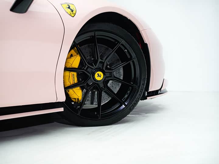 Фото 9 - Ferrari SF90