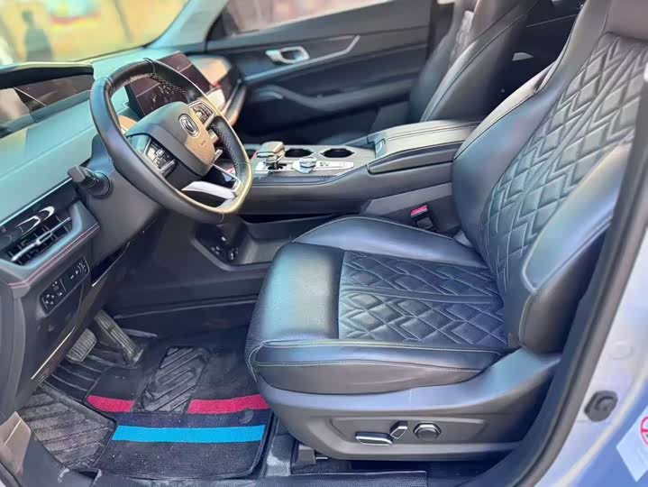 Фото 4 - Changan UNI-K