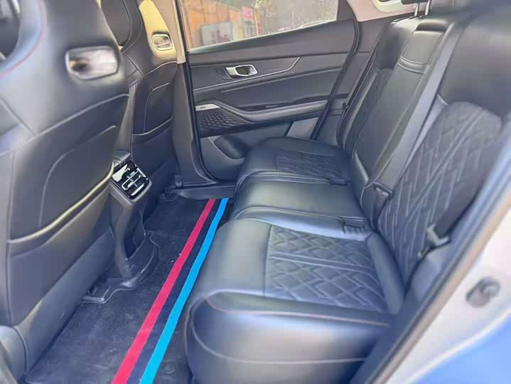 Фото 6 - Changan UNI-K