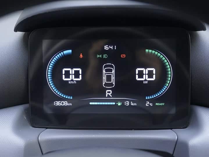 Фото 9 - Leapmotor T03