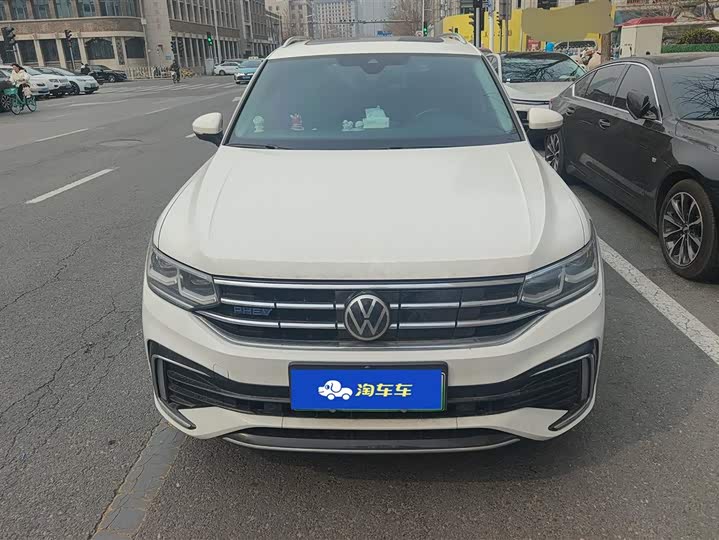 Фото 2 - Volkswagen Tiguan L Hybrid
