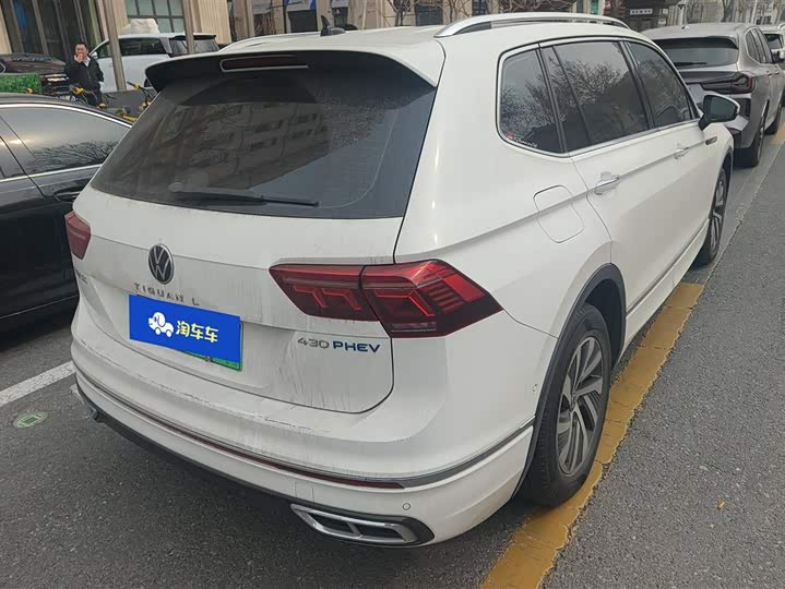 Фото 3 - Volkswagen Tiguan L Hybrid