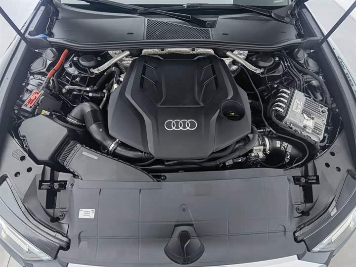 Photo 6 - Audi A6L