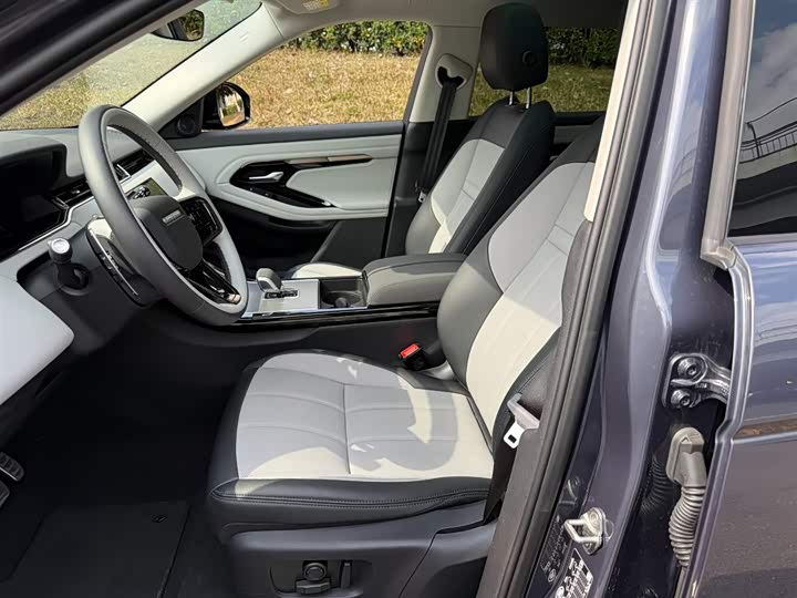 Photo 8 - Land Rover Range Rover Evoque L Hybrid