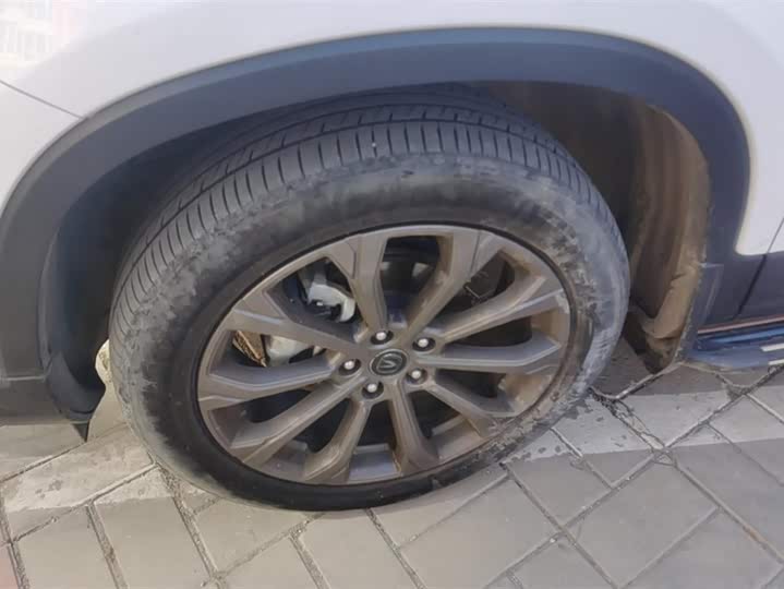 Фото 6 - Changan CS75