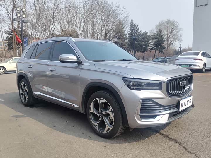 Фото 3 - Geely Monjaro